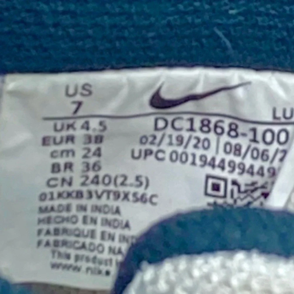 Nike Court Vision Low Leather Shoes Womens 7 White Sporty Casual Retro Sneakers